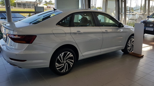 Imagen 14 de 15 de Nuevo Volkswagen Vento 1.4 Highline 150cv Automatico Borda