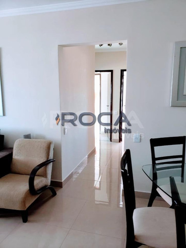 Venda De Apartamentos / Padrão Na Cidade De São Carlos 25325