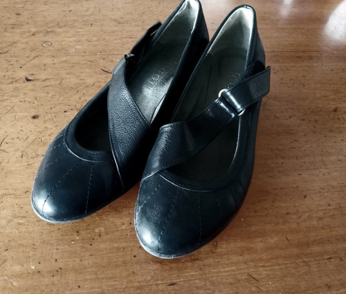 Zapatos Casuales De Damas, Cuero Negro (Usado)