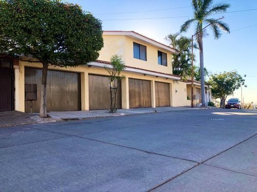 Imagen 5 de 5 de Se Vende Residencia Con Grandes Espacios