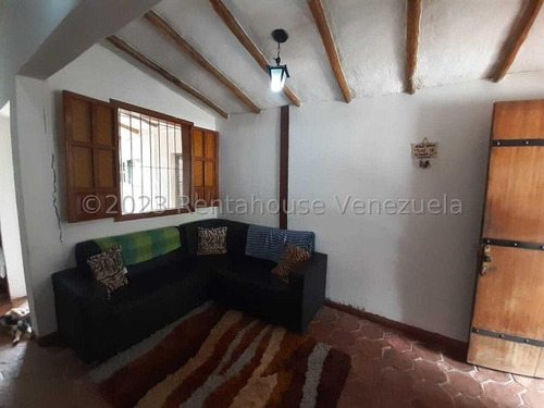 Juan Carlos González. Renta House Carabobo Vende Casa Las Morochas 1 San Diego Mls #25-15801 Rah/jcg.