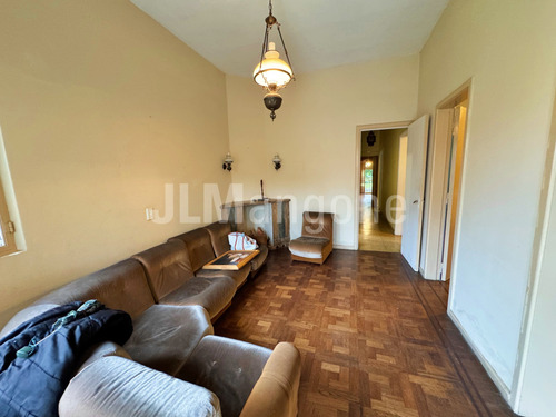 Chalet 7 Amb Con Cocheras, Parques Y Piscina