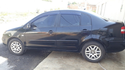 Volkswagen Polo Sedan 2006 1.6 Comfortline Total Flex 4p