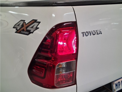 Imagem 6 de 14 de Toyota Hilux 2.8 Narrow 4x4 Cd 16v Diesel 4p Manual