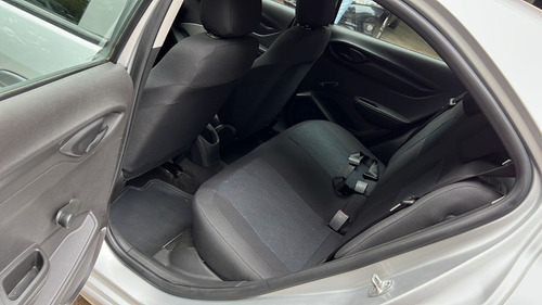 Imagem 8 de 10 de Chevrolet Onix 2018 Joy 1.0 Www.totalveiculospn.com.br