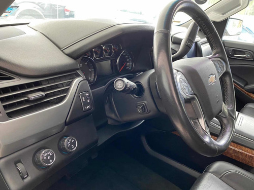 Imagen 13 de 14 de Chevrolet Suburban Ltz