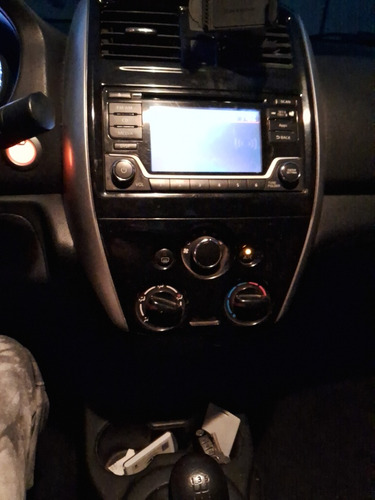 Nissan Versa 1.6 Advance Mt