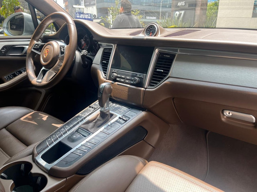 Porsche Macan 3.7 Turbo At