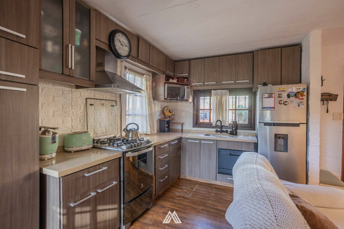Venta Casa Lagomar Dos Dormitorios 2 Baños Cochera