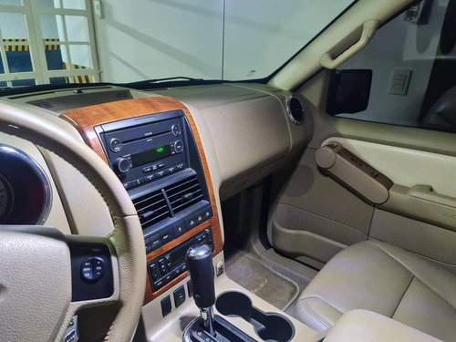 Imagen 5 de 7 de Ford Explorer