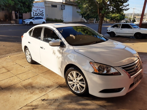 Imagem 5 de 8 de Nissan Sentra 2015 2.0 Sl Flex Aut. 4p