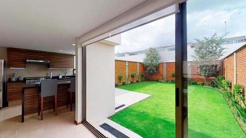 Imagen 6 de 14 de Hermosa Casa Con Amplio Jardín A 15 Min De Galerías Metepec