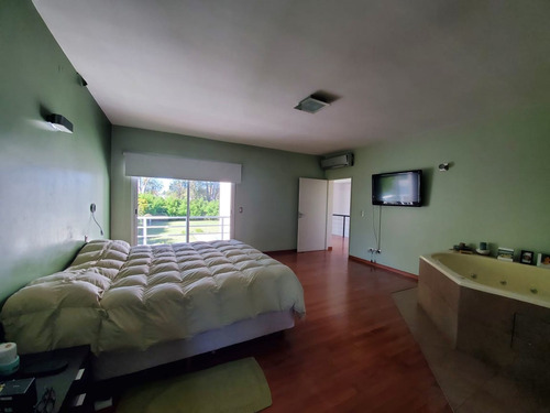 Imagen 28 de 30 de Venta Casa 6 Amb. En Barrio Cerrado Santa Ana