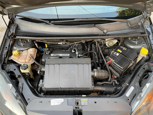 Ford Fiesta 1.6 Max One Ambiente