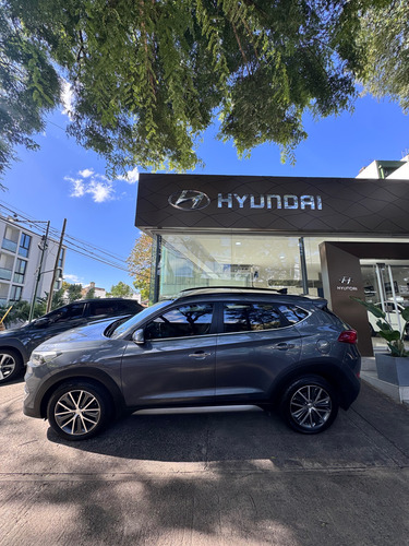 Hyundai TUCSON CRDI AT 4WD 2.0