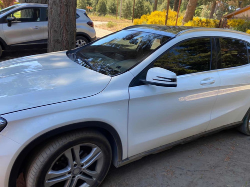Mercedes-benz Clase Gla 1.6 Gla200 At Urban 156cv 2016