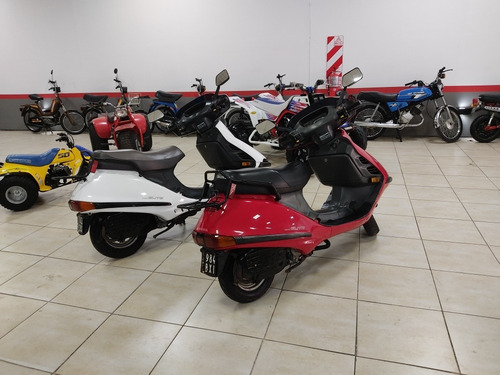 Imagen 3 de 6 de Honda Elite 150 Scooter Japonesa