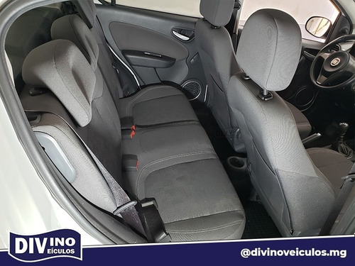 Imagem 3 de 6 de Fiat Palio Attractive
