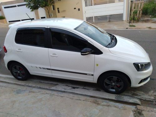 Volkswagen Fox 1.6 Run Total Flex 5p 2017