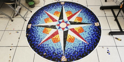 Imagen 7 de 9 de Mosaico Figura Rosa De Los Vientos P.alberc De 1.00 Mt.
