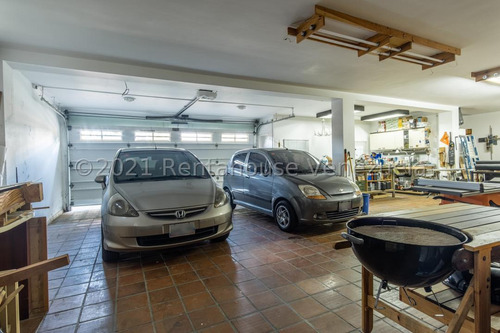 Ss: Vende Casa 25-17064 En La Lagunita Country Club De 709 M2, 5h/7b/10pe