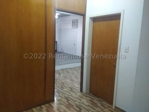 Imagen 18 de 21 de Local Comercial En Alquiler#22-18685#veronica Martinez Rent-a-house