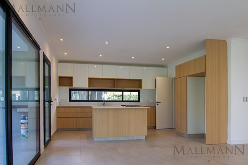 Casa Venta A Estrenar Santo Tomas, Derqui, Pilar - Mallmann Propiedades