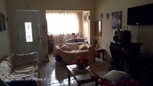 Imagem 5 de 30 de Sobrado Com 180m2, Com 2 Dorms, 1 Vaga E Edicula Completa. - Reo339403