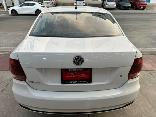 Volkswagen Vento 1.6 Starline At