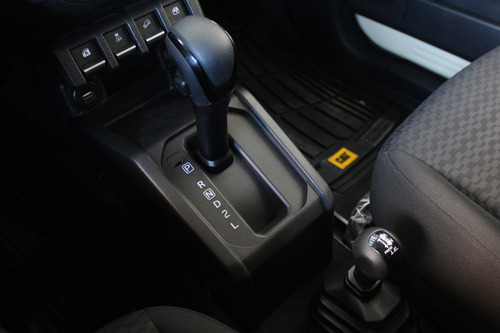 Suzuki Jimny 1.5 Glx At 5P