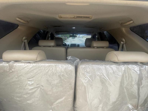 Imagen 9 de 14 de Toyota Fortuner