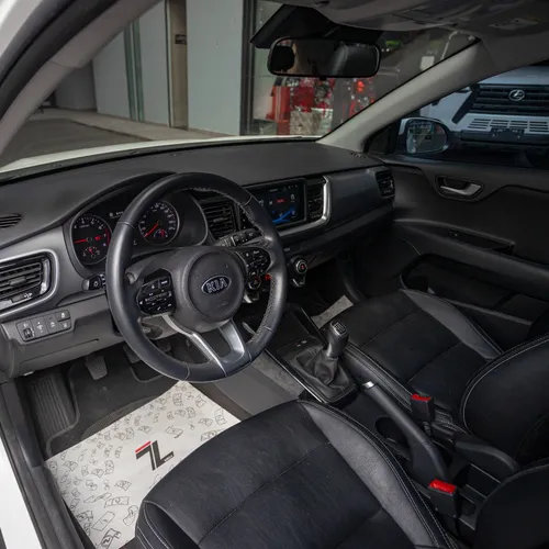 Kia Stonic Zenith 1.0
