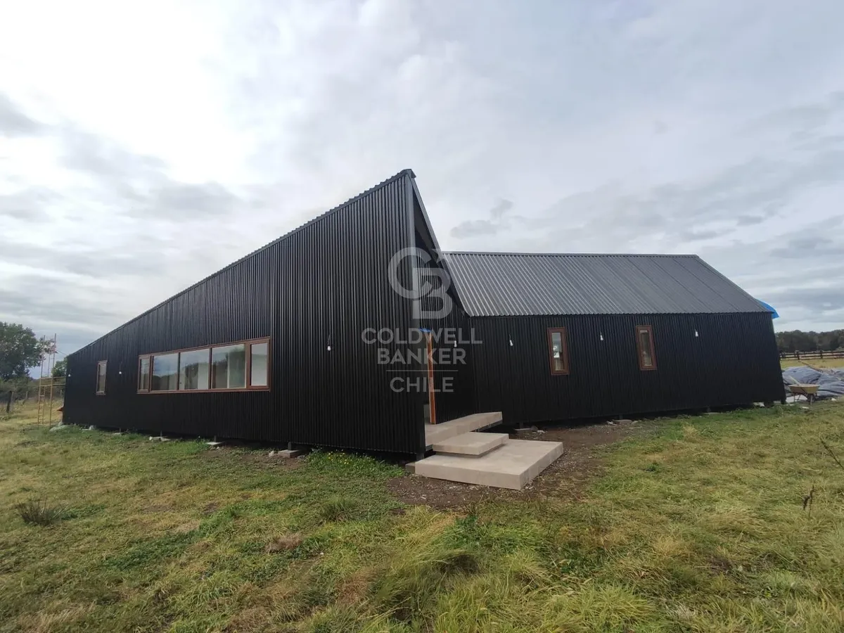 Imagen 1 de 21 de Casa En Parcela Frutillar Moderna Vistas Panorámicas