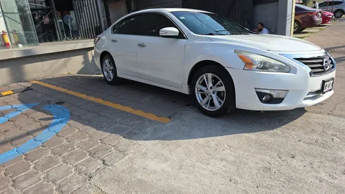 Nissan Altima 2.5 Advance Navi Mt
