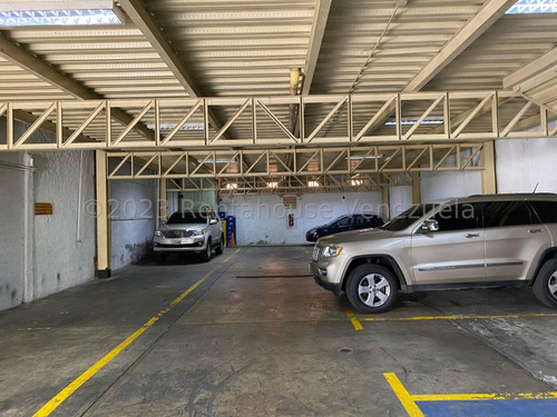Casa Comercial Con Fondo De Comercio En Venta En Bello Monte