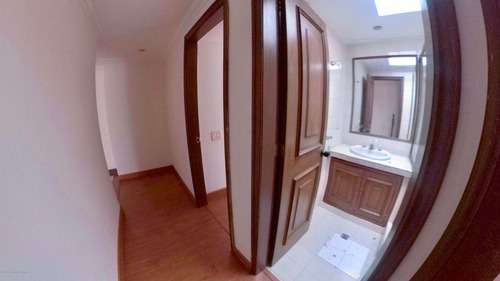 Imagen 11 de 14 de Apartamento En Chico Norte Mls 22-466