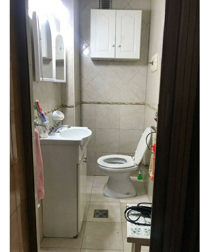 Retasado. Venta Departamento De Tres Ambientes Al Frente.