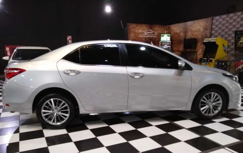 Toyota Corolla 2017 1.8 Se-g Cvt 140cv