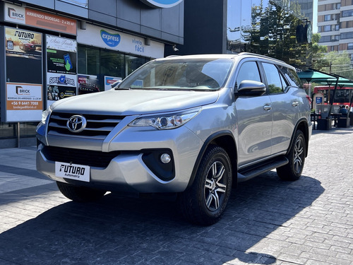 Toyota Fortuner Sr5 4x4 Mt Tdi 2,8l - 2020 | 69