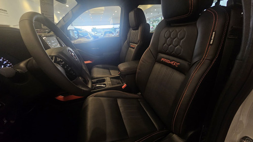 Nissan Frontier 3.8 V6 Pro-4x At