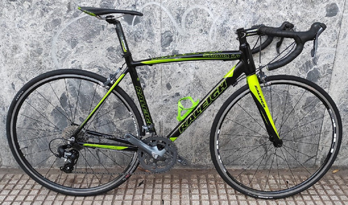 Bicicleta Ruta Raleigh Strada 1.0 Rodado 28 2x8 Vel Negro 52 Cm