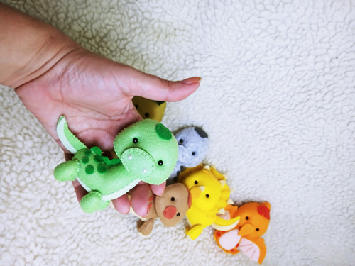 Bichinhos Dinos 10cm Kit 6un.feltro