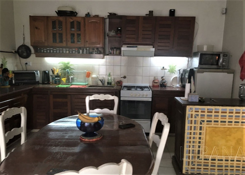 Imagen 15 de 16 de Venta Casa 4 Amb.cochera Patio Terraza Ituzaingo Norte