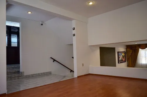 Casa En Venta En Lomas De La Hacienda Av1032