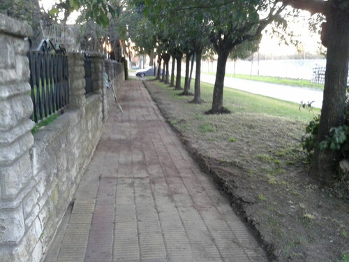 Imagen 3 de 14 de Casa Quinta Excelente Ubicacion