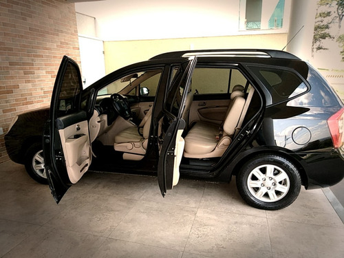 Carens Kia