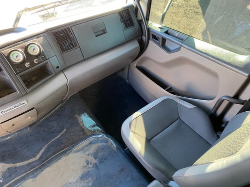 Imagem 9 de 14 de Vw Volkswagen 19.330 4x2 Constellation 2012 Toco Completo