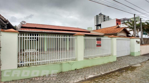 Imagem 1 de 10 de Casa Residencial Em Blumenau | Cadore - 3050260v