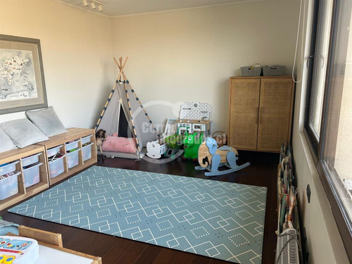 Casa En Venta De 4 Dorm. En Lo Barnechea Los Litres
