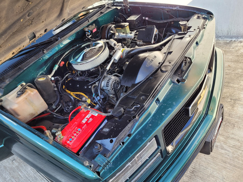 Chevrolet Silverado Pickup 2500 Custom 4vel Aa Mt